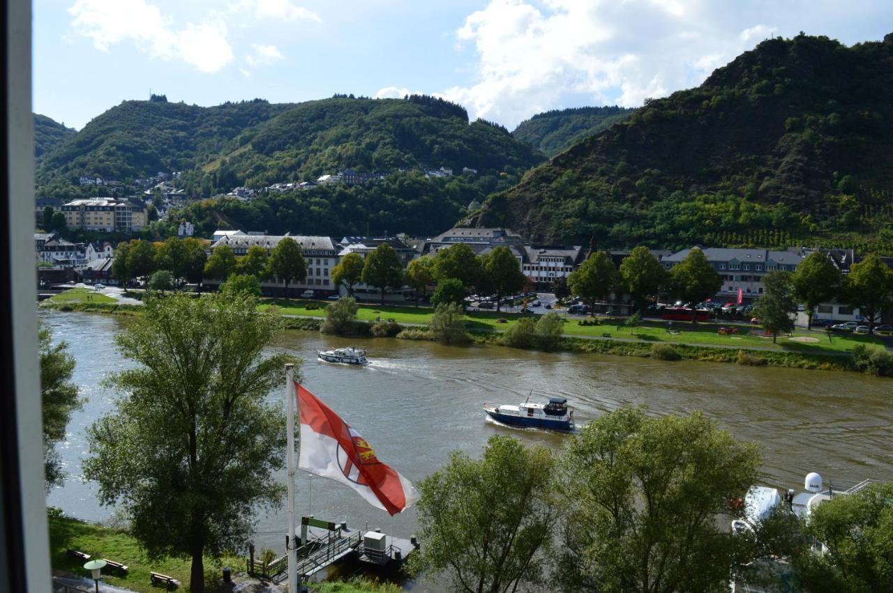Alte Weinbauschule Villa Cochem Ruang foto